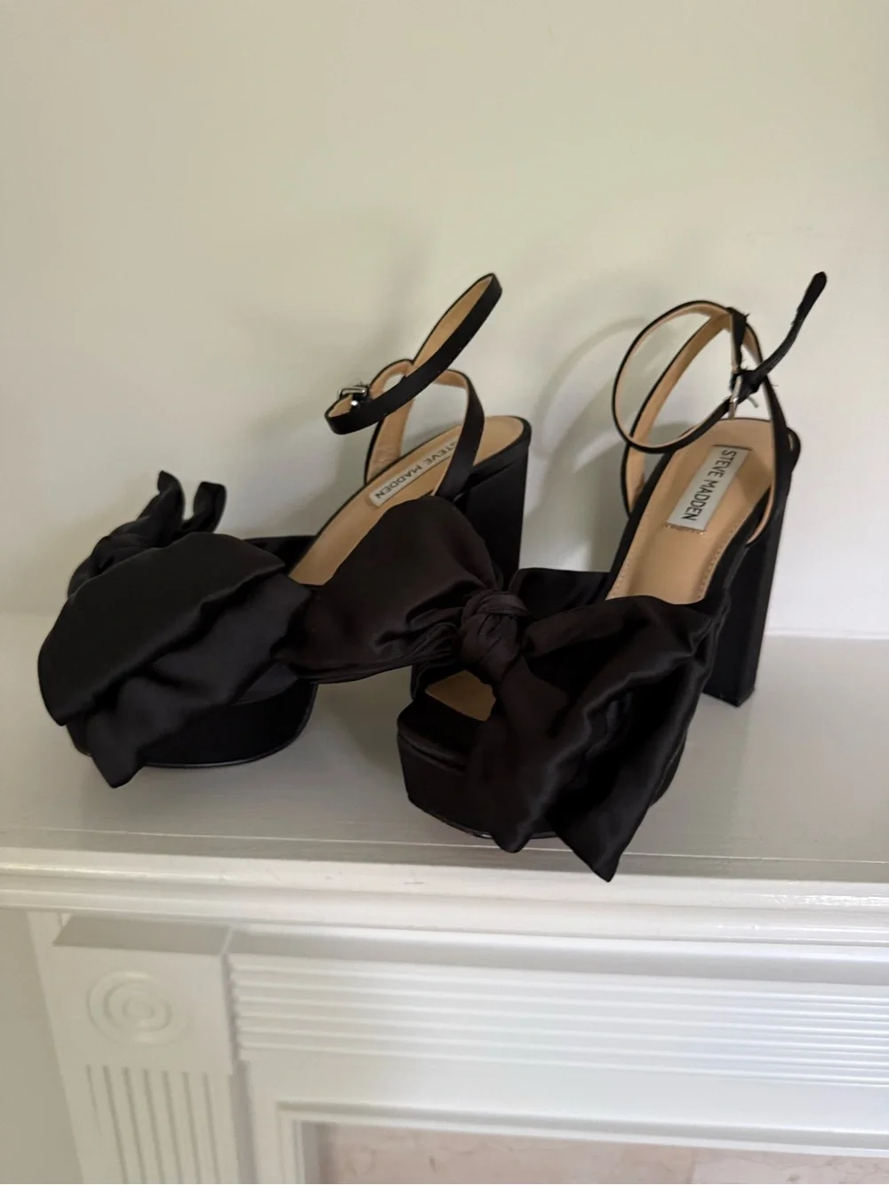 Steve Madden Lively Platform Bow Sandals